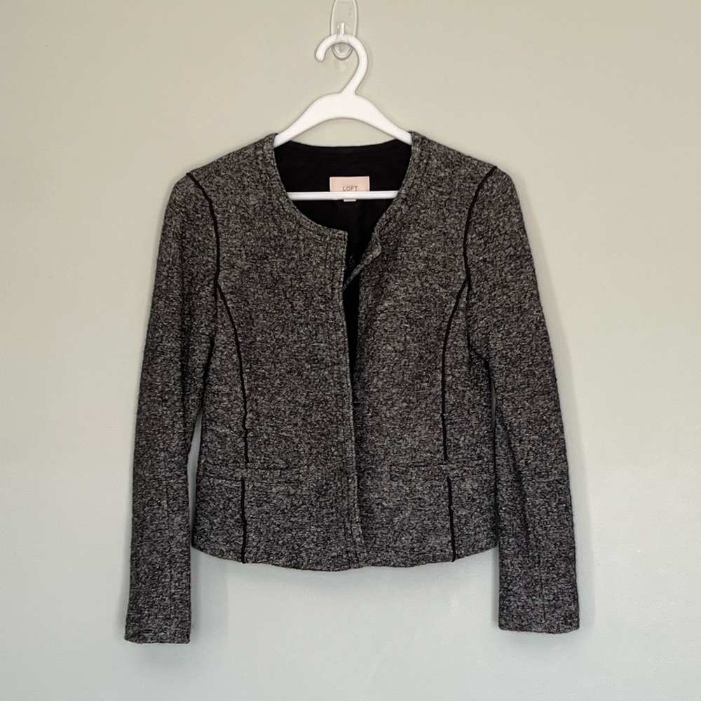 LOFT woman’s grey jacket - Size 0